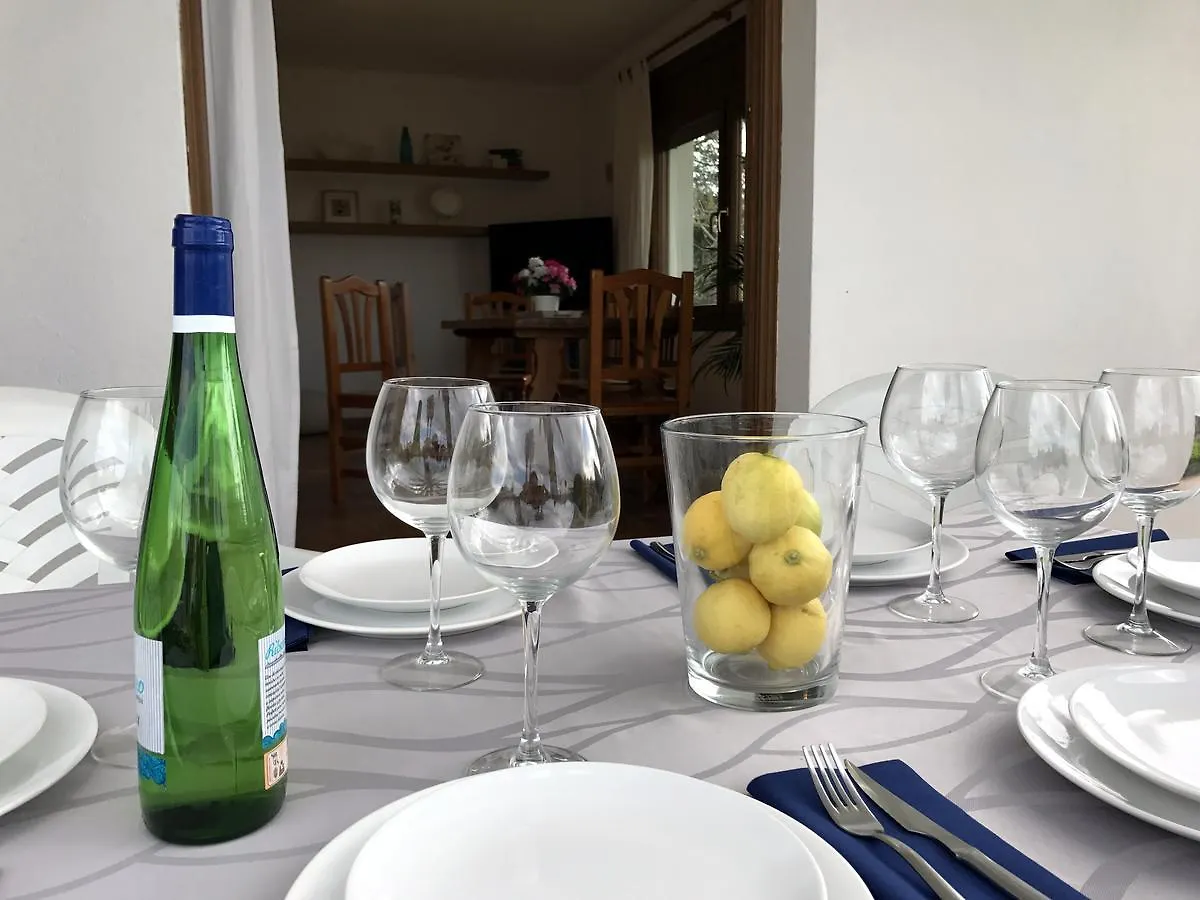 Holiday home Villa Montserrat 1, Terrace & Pool Sant Marti d'Empuries